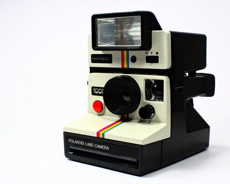 polaroid, camera, polaroid land, polatronic, vintage, classic, immediately, induce, hipster, old, photo, flash, polaroid, polaroid, polaroid, polaroid, polaroid