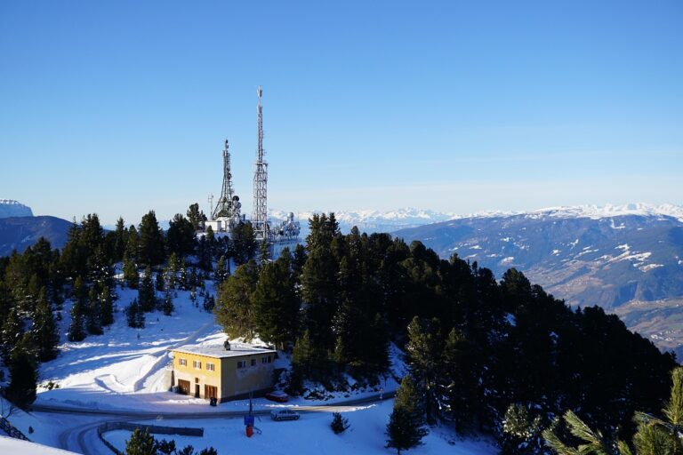 transmitter, plose, south-tirol, alps, bressanone, nature, radio, cell towers, mountains, snow, radio tower, mountain station, transmission mast, radio mast