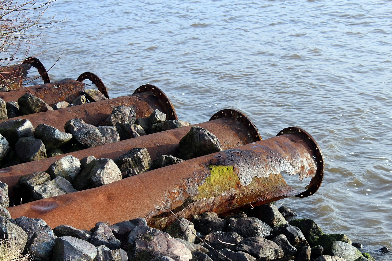 tube, rust, erosion, metal, old, rusted, iron, rusty, rots, wastewater, sewer pipes, pipeline, wastewater, wastewater, wastewater, wastewater, wastewater