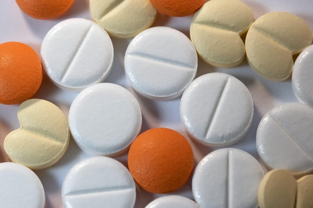 medicine, tablet, treatment, pandemic, disease, health, life